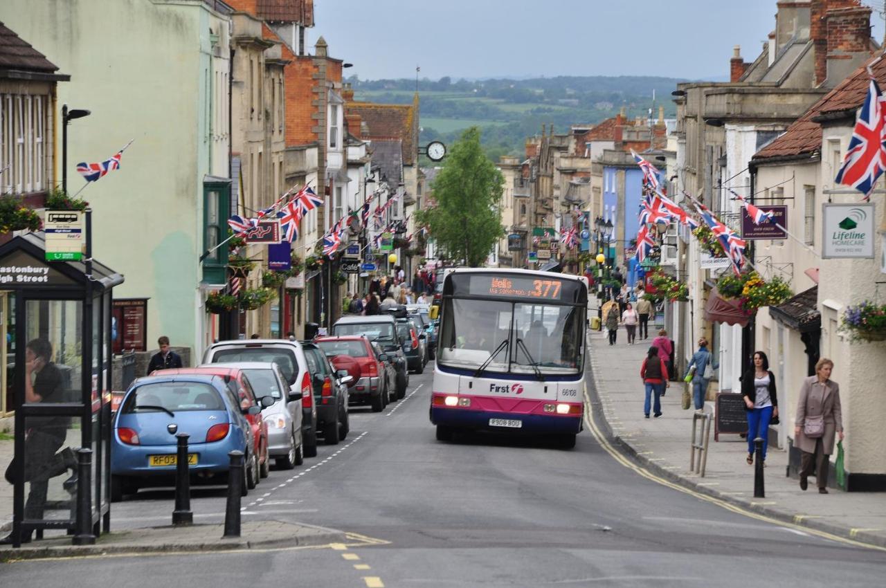 Glastonbury High Street Sanctuary- 2 Bd, Sleeps 4 Eksteriør billede