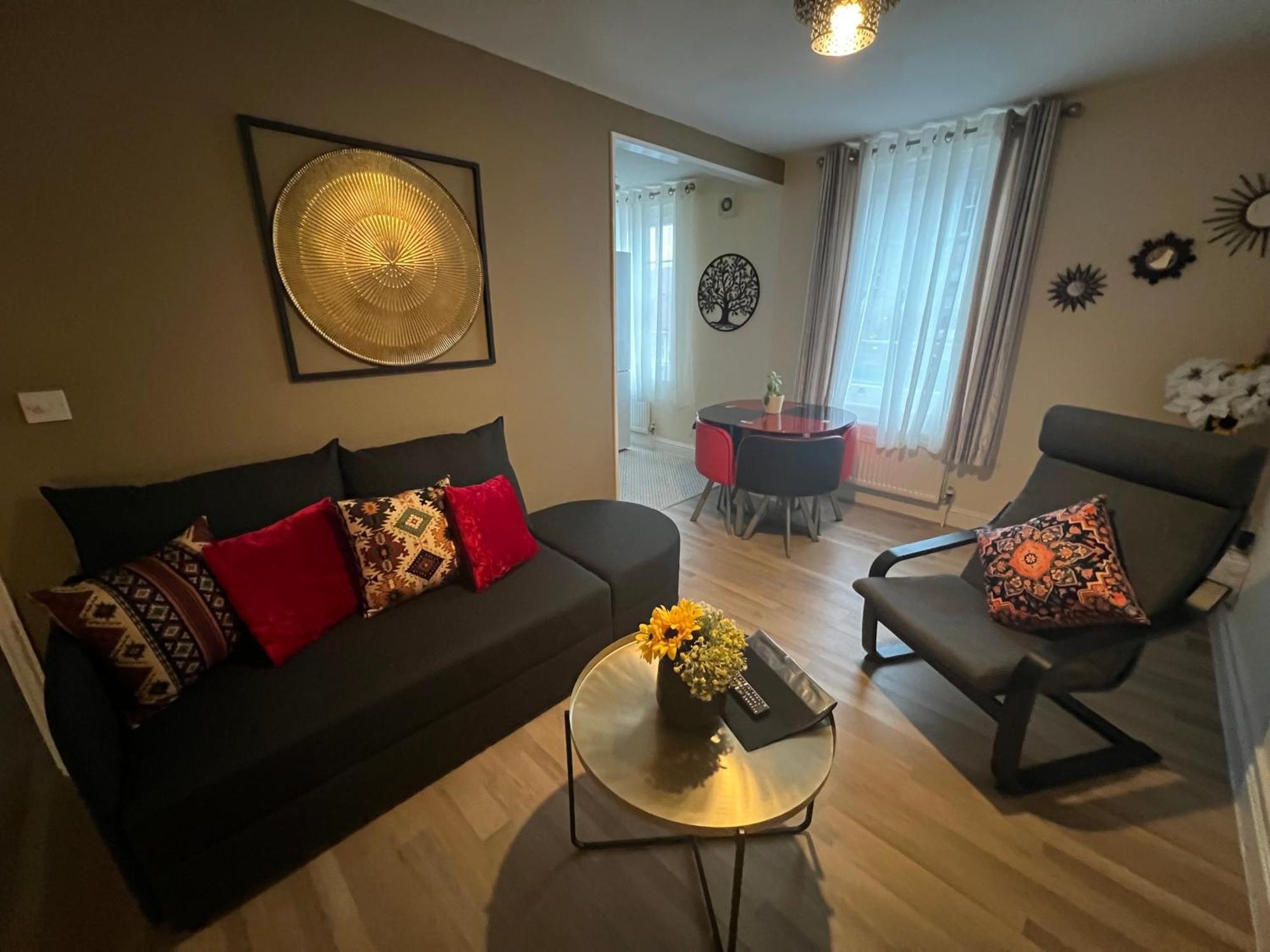 Glastonbury High Street Sanctuary- 2 Bd, Sleeps 4 Eksteriør billede